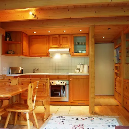 아파트 Sainte-foy-l'argentiere Sleeps 4